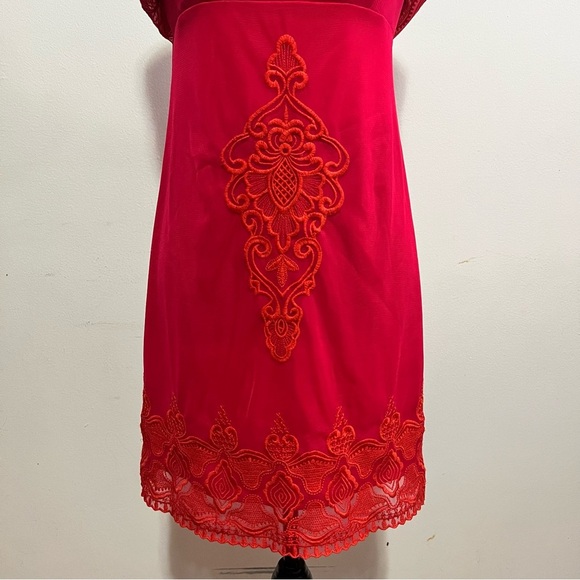 BCBGMaxazria 2 Mayela Red Strapless 100% Silk Embroidered Boho Fairy Mini Dress - Picture 3 of 15